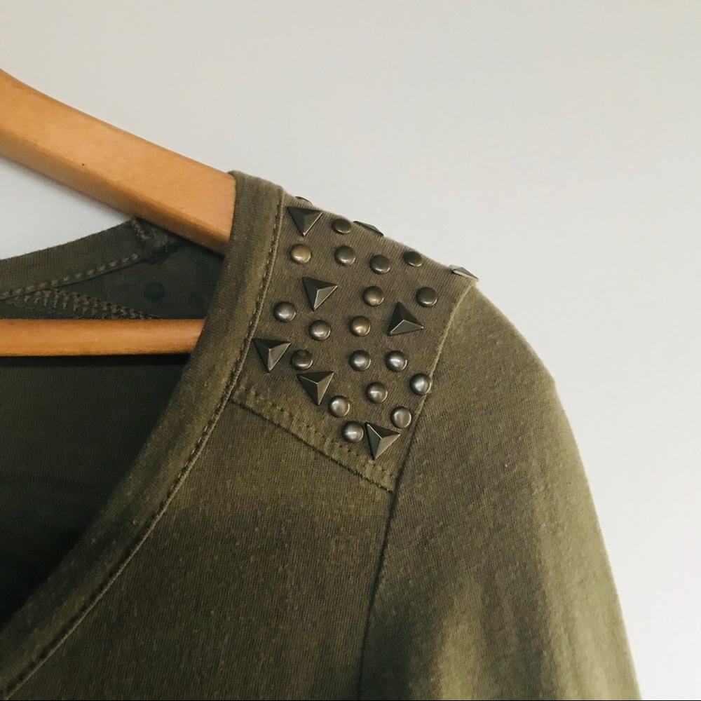 Fox Top - Picture 4 of 4